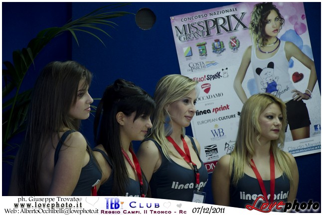 157Teb_Club_Miss Grand Prix_LovePhoto-07122011.jpg